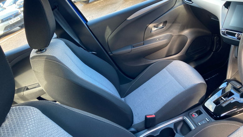 Vauxhall Corsa 100kW Design 50kWh 5dr Auto Electric Hatchback